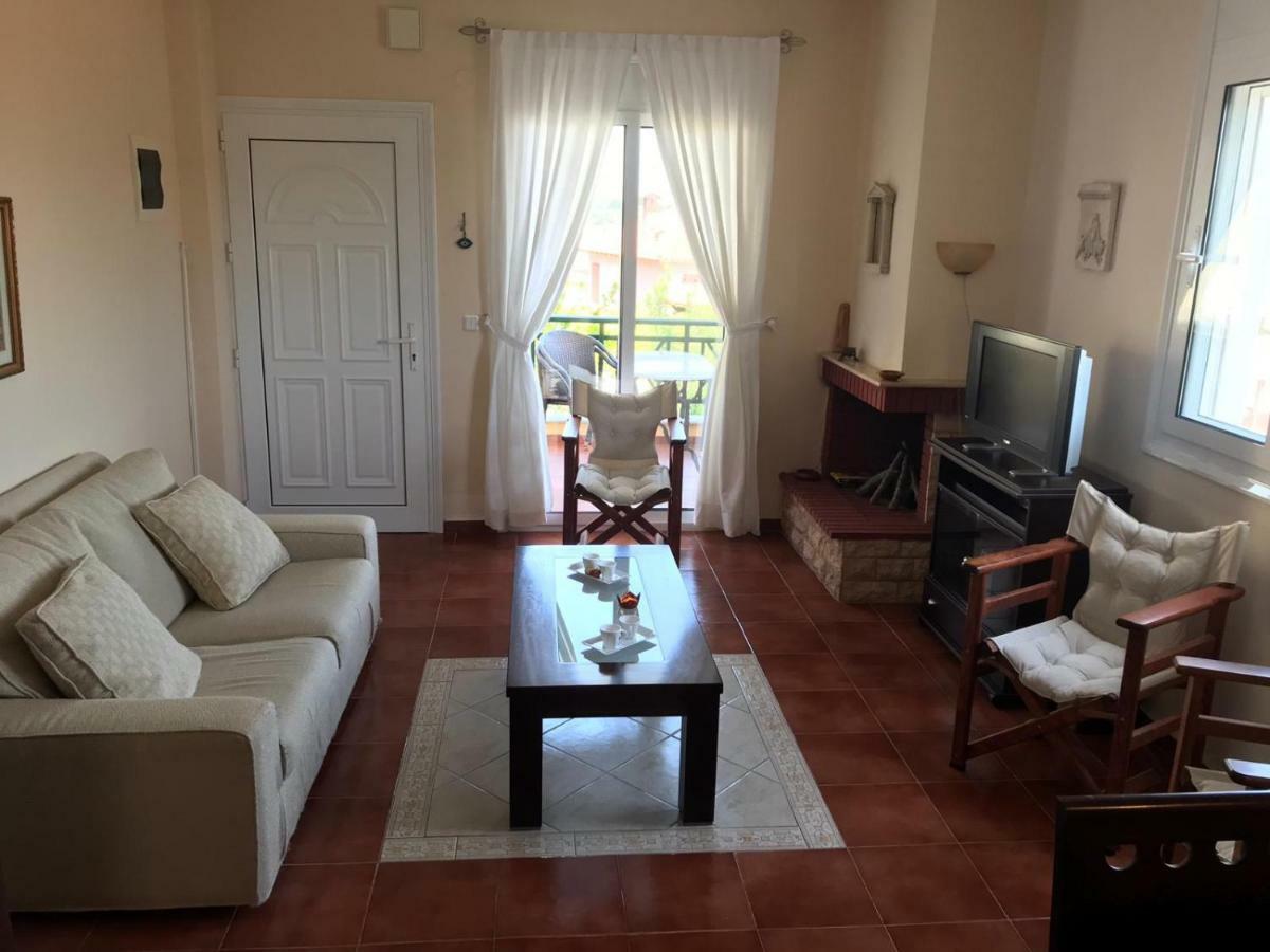 Maisonette With Sea View & Pool Villa ปัลลูรี ภายนอก รูปภาพ