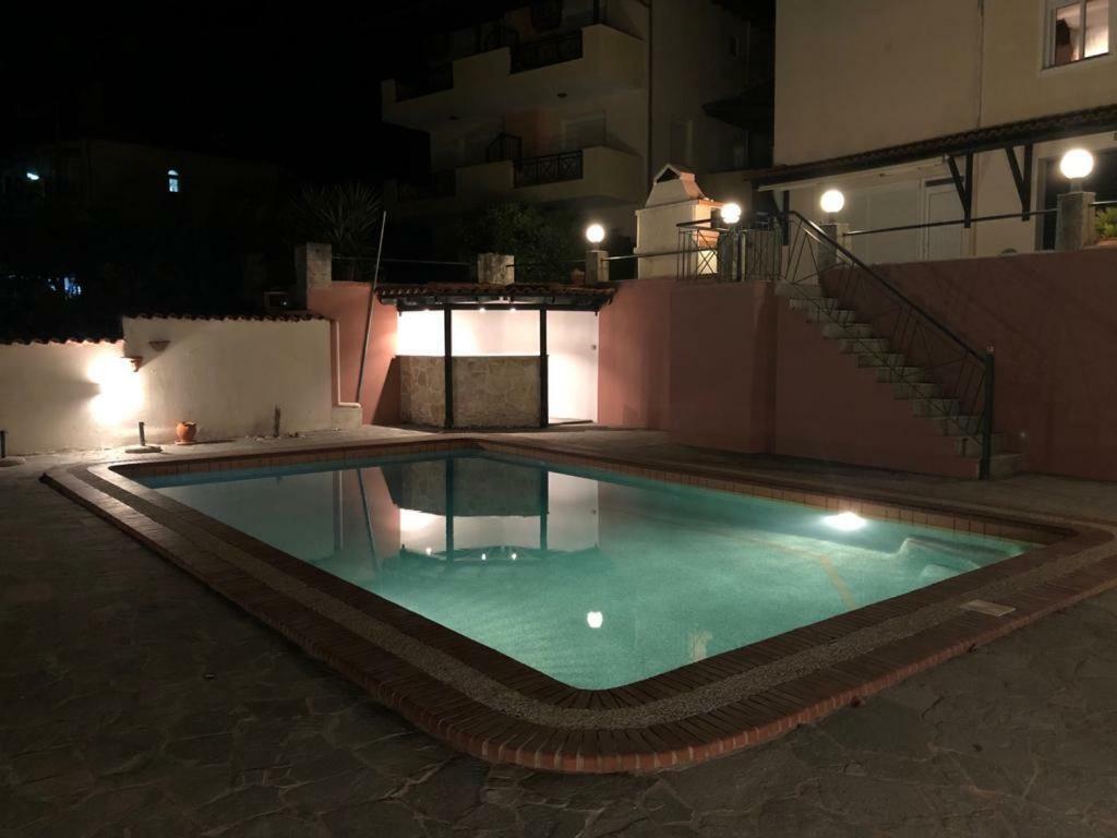 Maisonette With Sea View & Pool Villa ปัลลูรี ภายนอก รูปภาพ